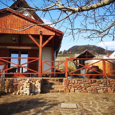 Hegymagas Szent Gyoergy Cottage מראה חיצוני תמונה